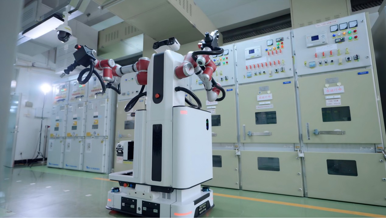 双臂协作巡操机器人“钧仪”上岗配电间
