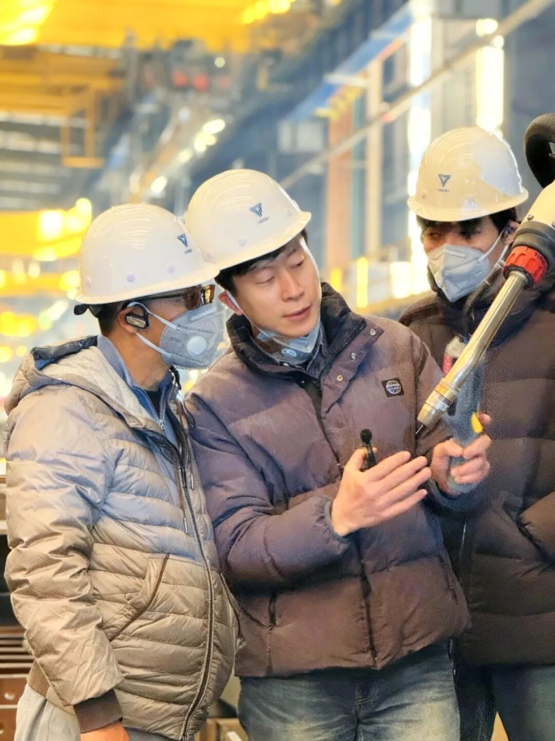 前小米高管创业机器人，用“爆品逻辑”做工业通用具身智能